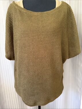 H&M Olive Green Waffle Knit Short Sleeve Top w/Ribbed Tank Top